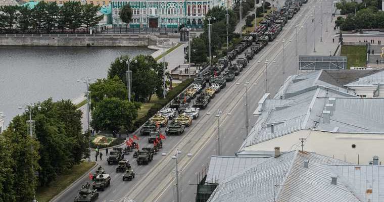 Николай Цуканов парад победы