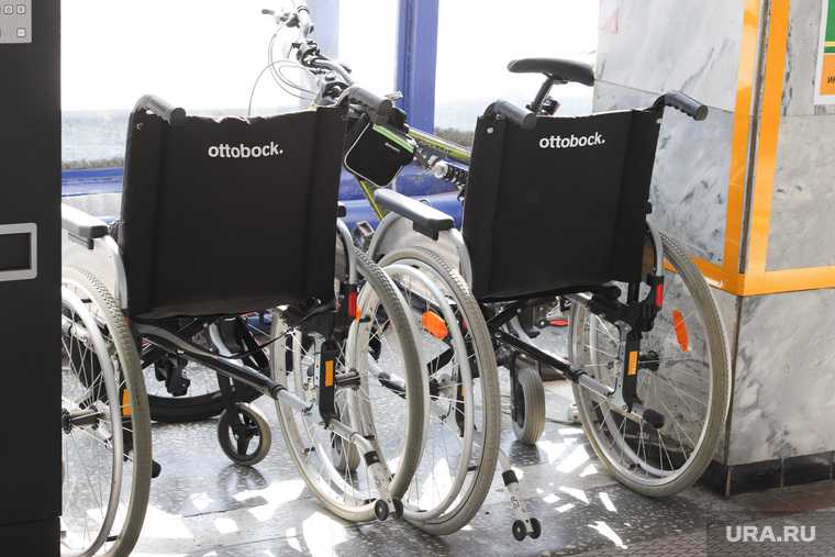 Ишимский подросток-инвалид ездит на скейте вместо коляски