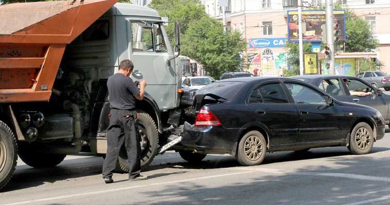 резидент федерация автовладельцев России в Свердловской области Кирилл Форманчук. выезд ГИБДД на место аварии