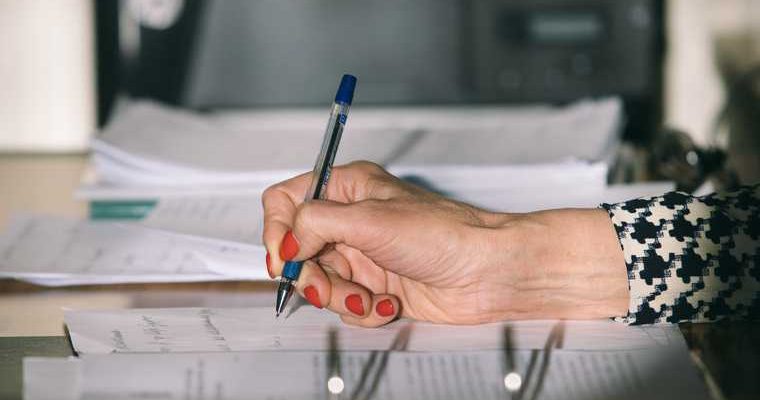 В совфеде предложили изменить зарплату российским учителям