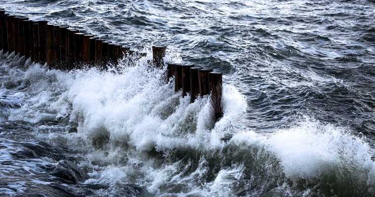 затонуло судно