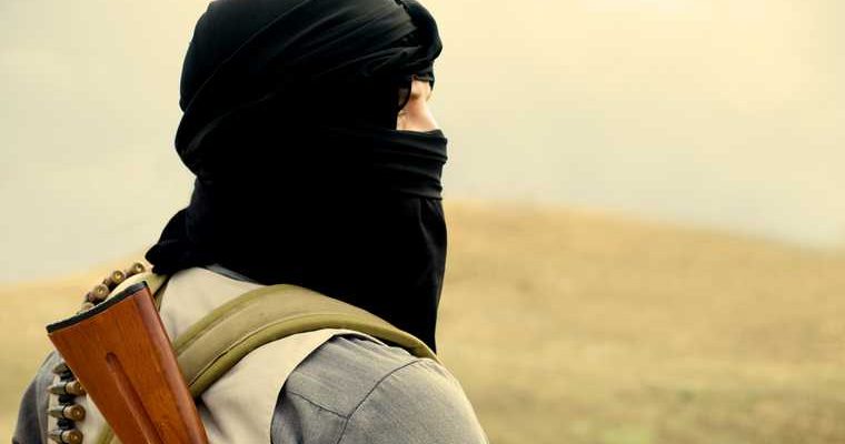 В популярной у туристов из РФ стране задержали лидера Аль Каиды