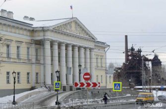 мост городской пруд Нижний Тагил Владислав Пинаев