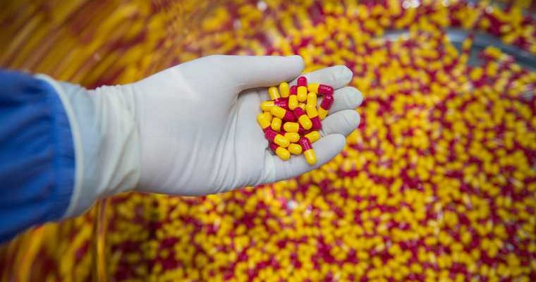 Гендиректор Ассоциации российских фармацевтических производителей Виктор Дмитриев