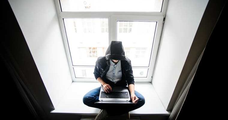 Anonymous хакеры получили доступ к документам британской разведки