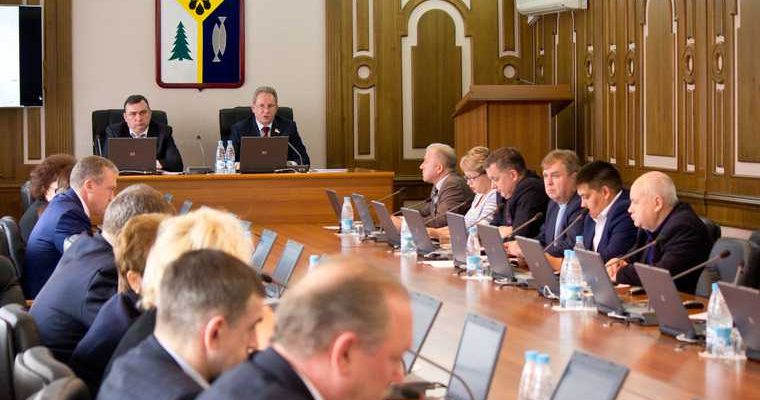 новости хмао депутаты решили остановить объединение Дворца искусств и ДК «Октябрь» выступили против мэра решения администрации