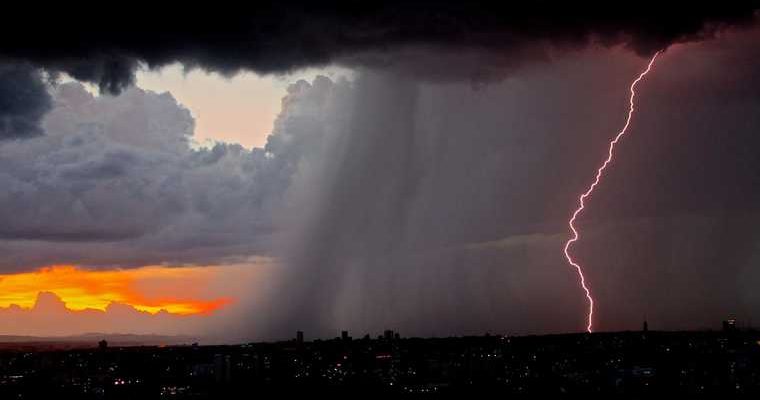 новости хмао дожь в ханты-мансийске ливень установлен новый рекорд рекордный ливень потопы в югре