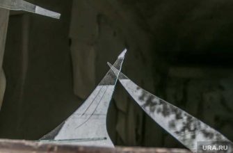 новости хмао женщина в сургуте ранила себя стеклом порезала шею и руки шла в окровавленной одежде вся в крови отказалась от госпитализации доставлена в полицию задержали помогли силовики ППС